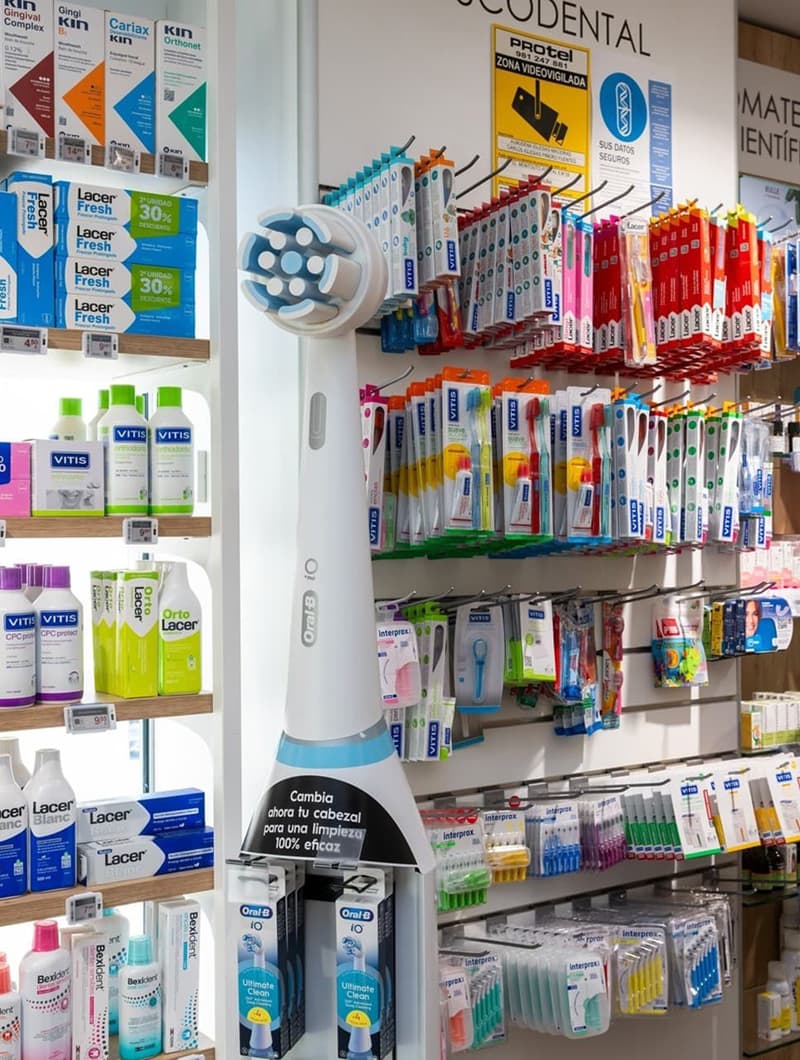 Venta de medicamentos y productos de nutrición, higiene...